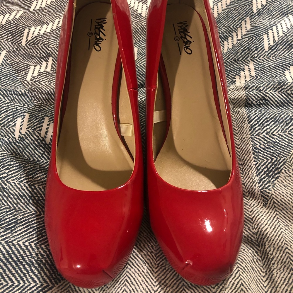 Red Patent Leather Pump Heels